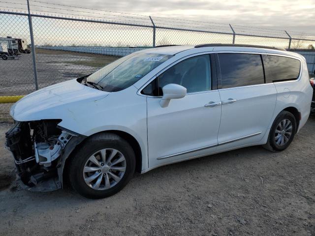 Изображение 2017 CHRYSLER PACIFICA TOURING L 2017