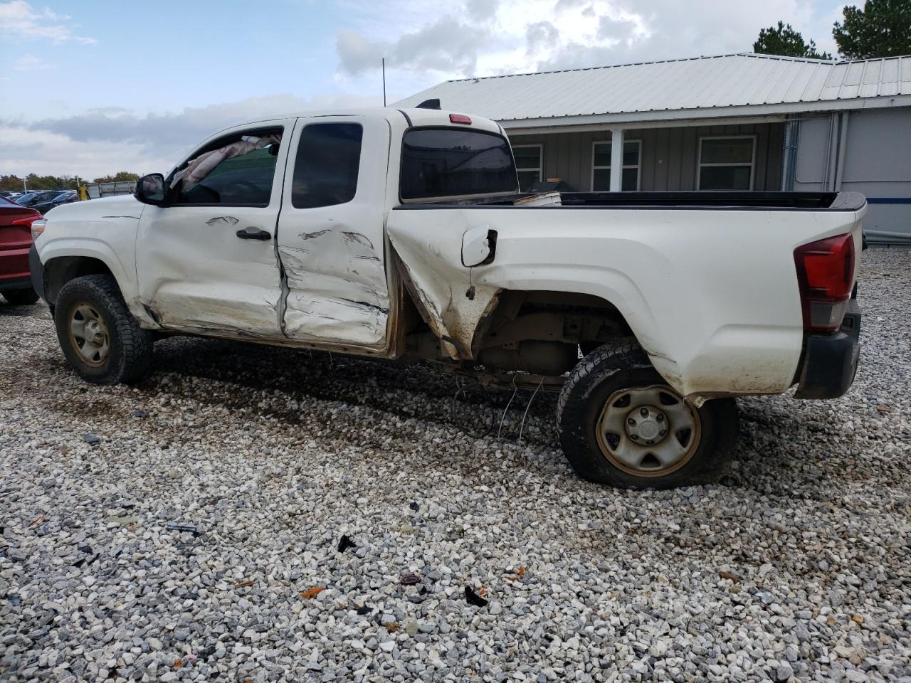 Image 2 of 2020 TOYOTA TACOMA ACCESS CAB 2020 with VIN 3TYSX5EN0LT003024