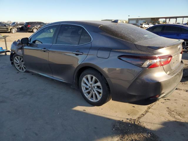 Изображение 2 2022 TOYOTA CAMRY LE 2022 с VIN 4T1C11AK4NU688001