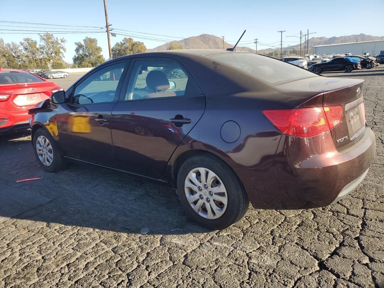 Obraz 2 z 2011 KIA FORTE EX 2011 z VIN KNAFU4A24B5413659