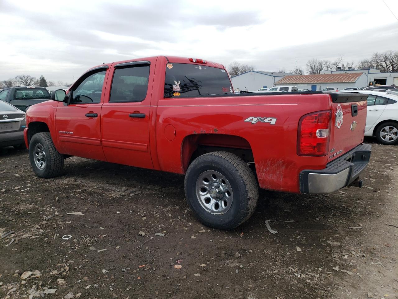Image 2 of 2011 CHEVROLET SILVERADO K1500 LS 2011 with VIN 3GCPKREA8BG137040