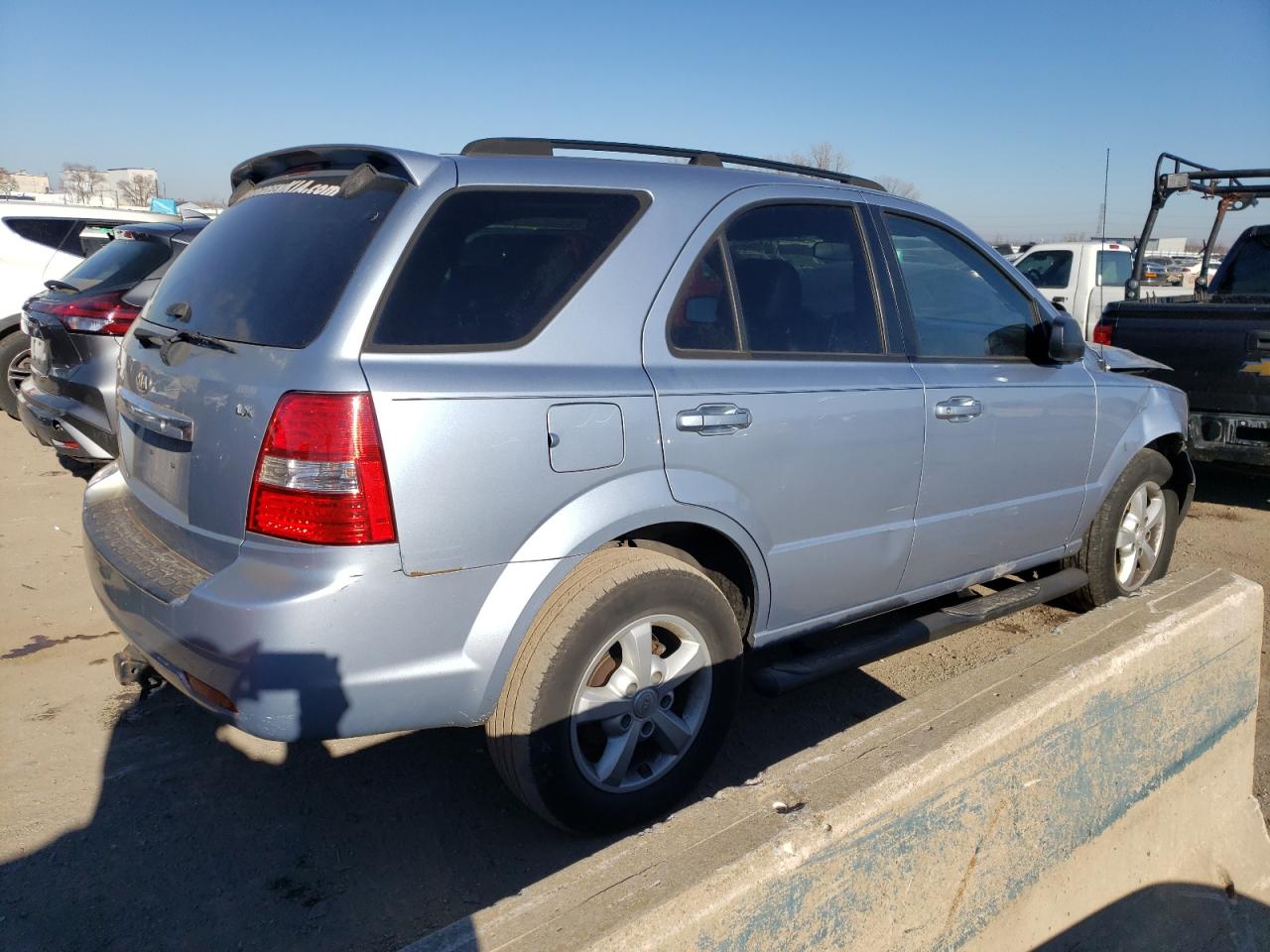 Изображение 3 2008 KIA SORENTO EX 2008 с VIN KNDJD735385763122