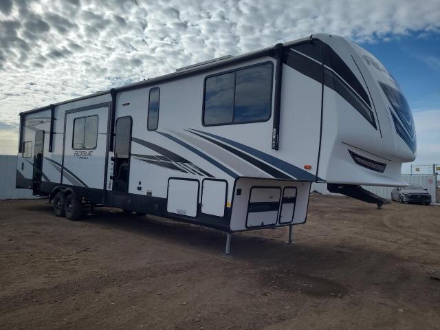 Obraz 1 z 2021 WILDWOOD ROGUE 2021 z VIN 4X4FVGL27M5400335