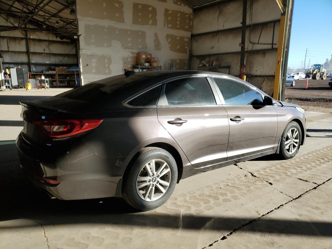 Obraz 3 z 2015 HYUNDAI SONATA SE 2015 z VIN 5NPE24AF3FH222411