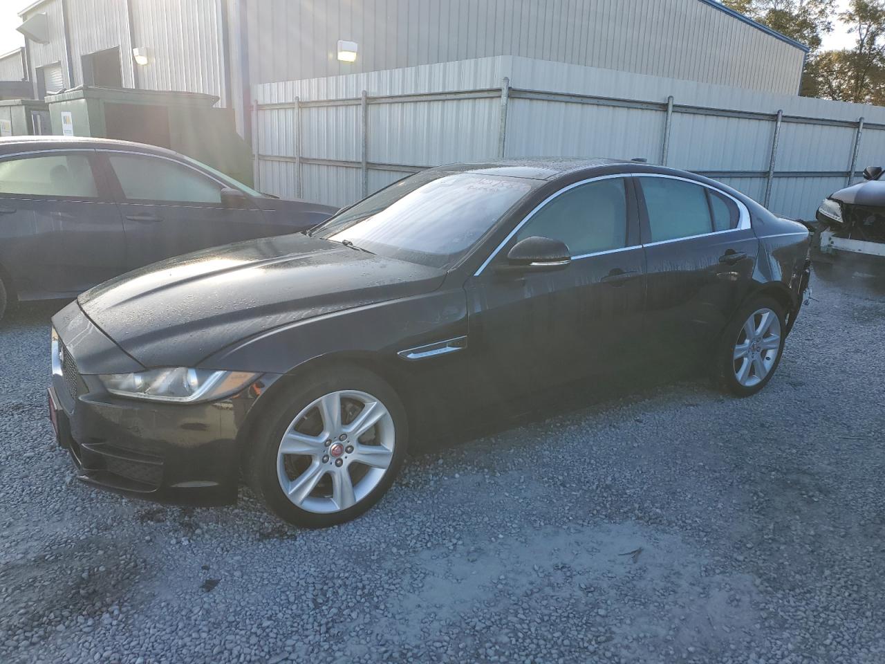 Obraz 1 z 2018 JAGUAR XE PRESTIGE 2018 z VIN SAJAK4FX9JCP37984