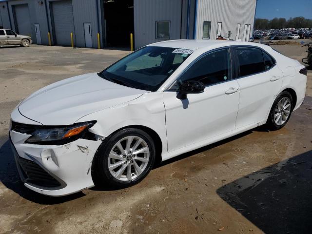 Obraz 1 z 2021 TOYOTA CAMRY LE 2021 z VIN 4T1C11AK2MU455314