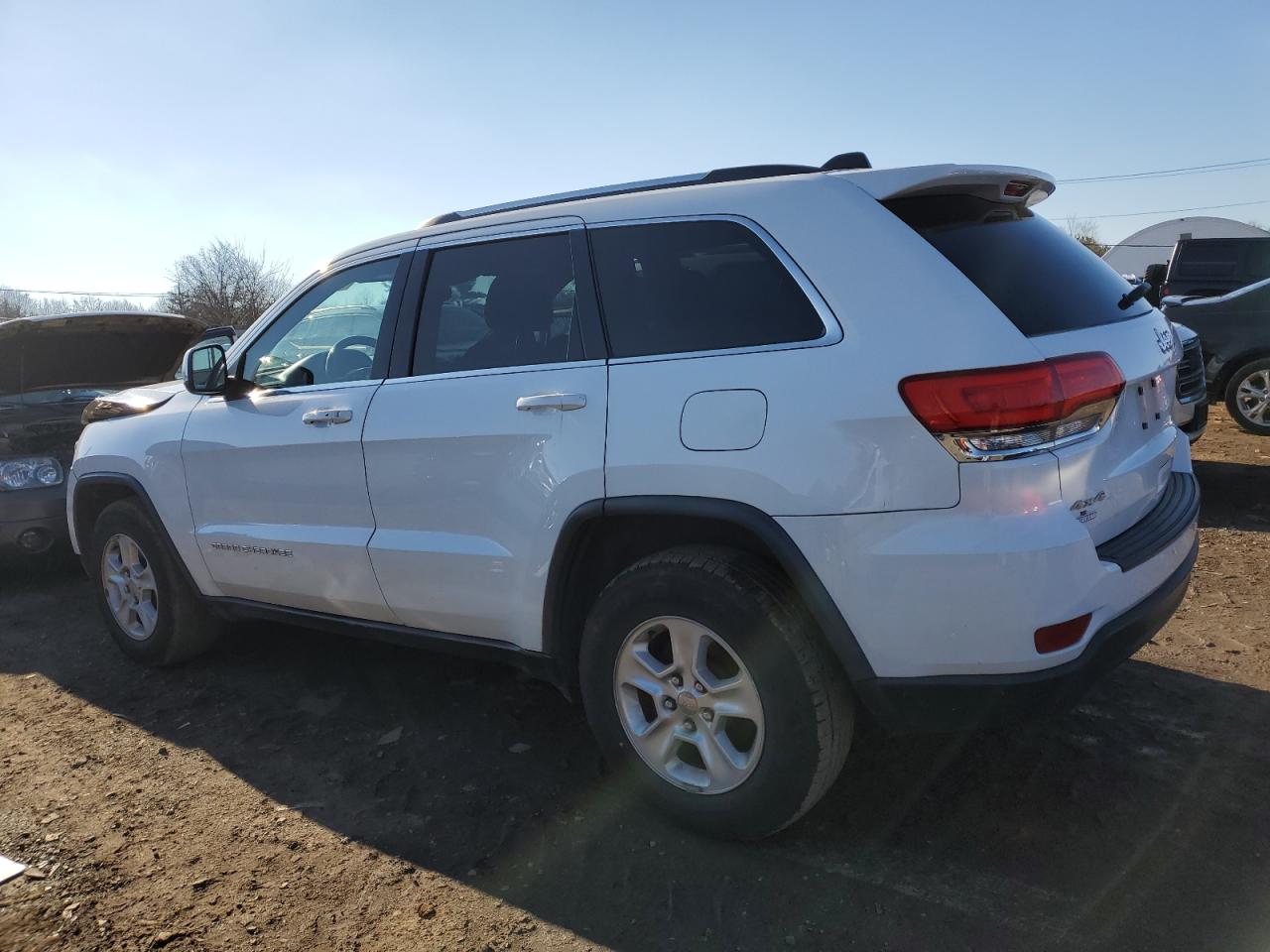 Image 2 of 2014 JEEP GRAND CHEROKEE LAREDO 2014 with VIN 1C4RJFAG8EC210550