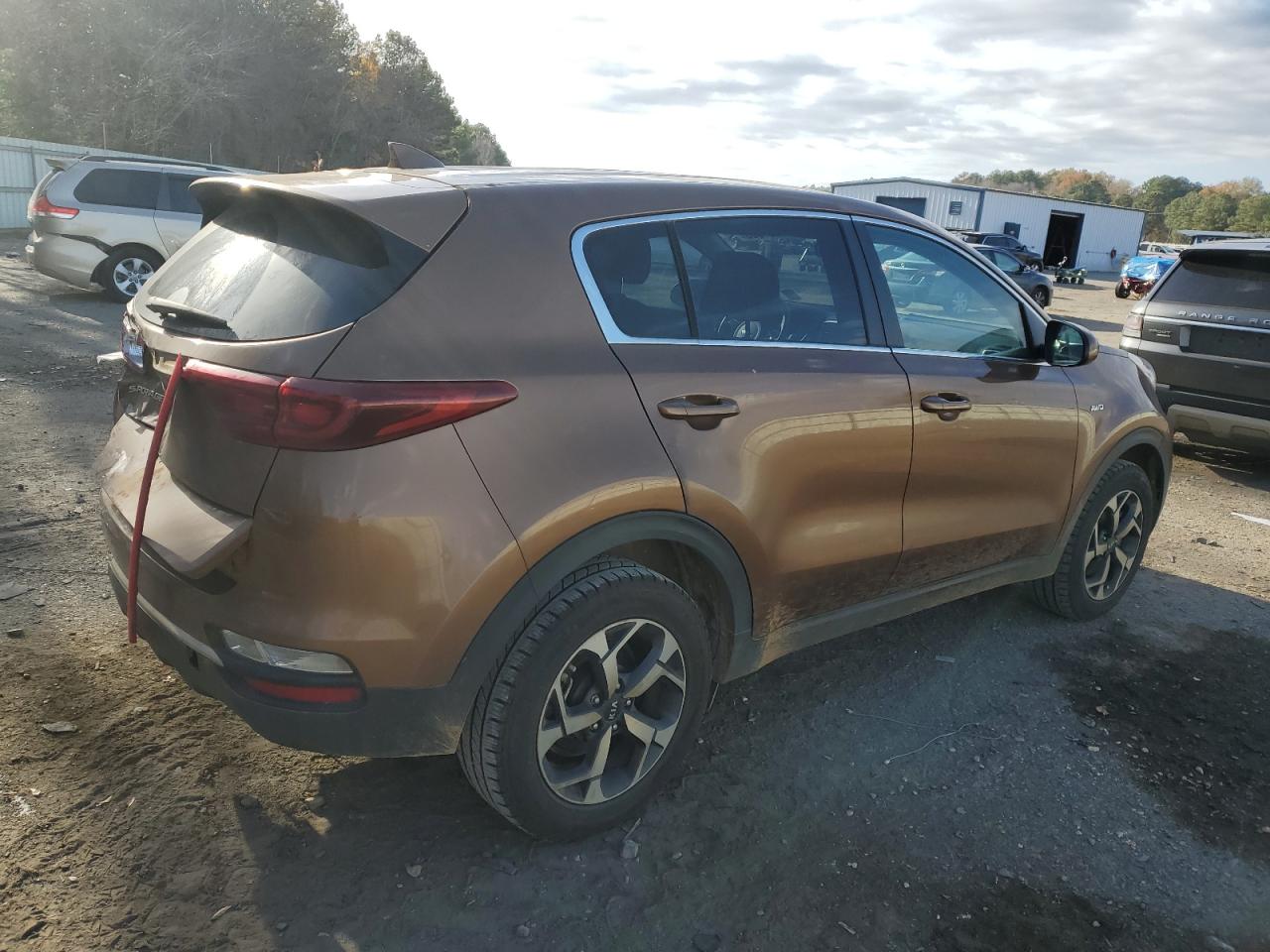 Image 3 of 2020 KIA SPORTAGE LX 2020 with VIN KNDPMCAC6L7779834