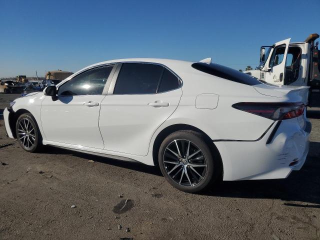 Изображение 2 2024 TOYOTA CAMRY SE NIGHT SHADE 2024 с VIN 4T1G11AK7RU845575