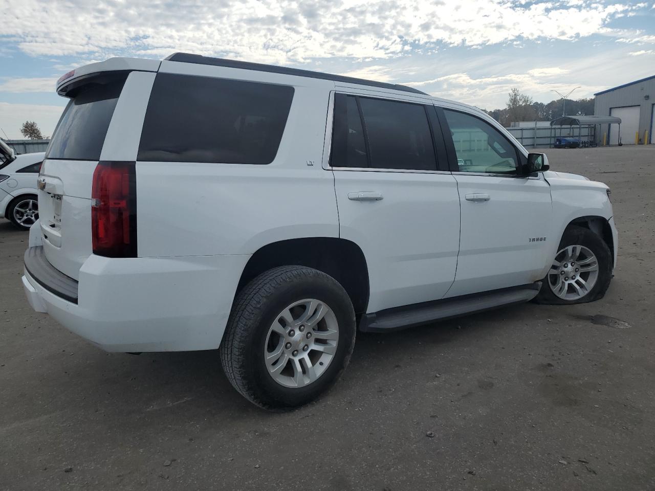 Obraz 3 z 2016 CHEVROLET TAHOE K1500 LT 2016 z VIN 1GNSKBKC0GR445857