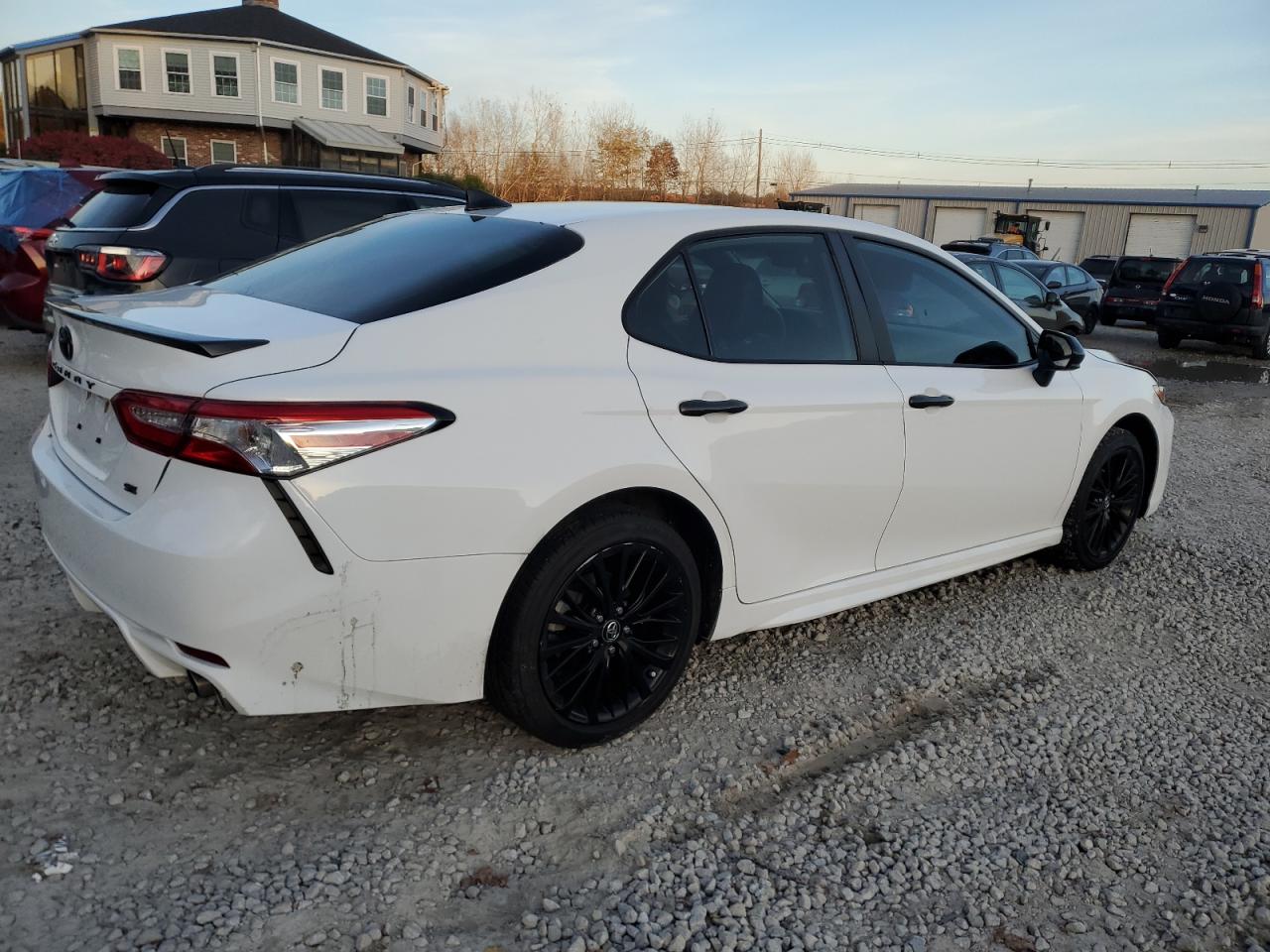 Изображение 3 2020 TOYOTA CAMRY SE 2020 с VIN 4T1G11AK1LU313472