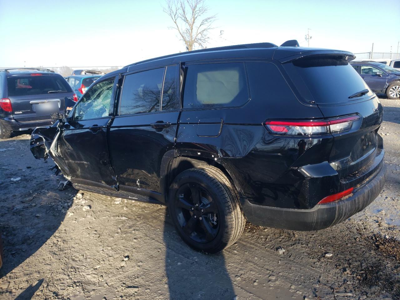 Obraz 2 z 2023 JEEP GRAND CHEROKEE L LIMITED 2023 z VIN 1C4RJKBGXP8863734