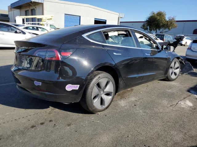 Obraz 3 z 2018 TESLA MODEL 3  2018 z VIN 5YJ3E1EA8JF101411