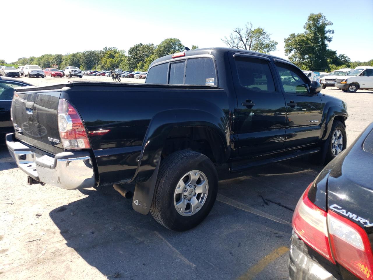 Image 3 of 2015 TOYOTA TACOMA DOUBLE CAB 2015 with VIN 3TMLU4EN9FM200409