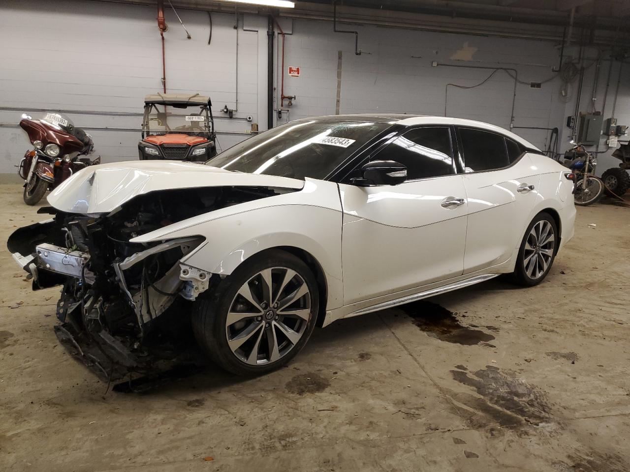 Image 1 of 2022 NISSAN MAXIMA PLATINUM 2022 with VIN 1N4AA6FV4NC501010