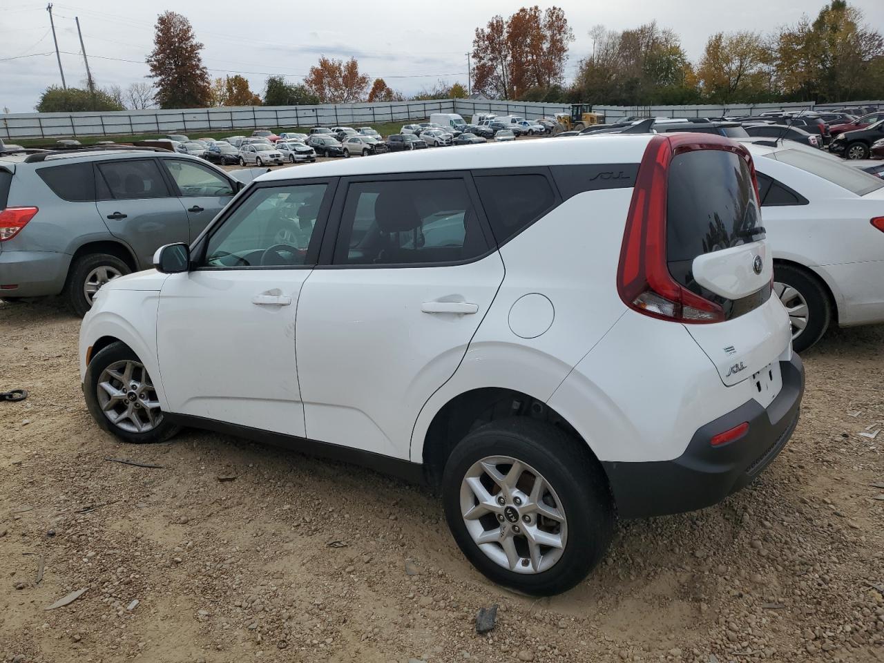 Obraz 2 z 2020 KIA SOUL LX 2020 z VIN KNDJ23AU2L7006492