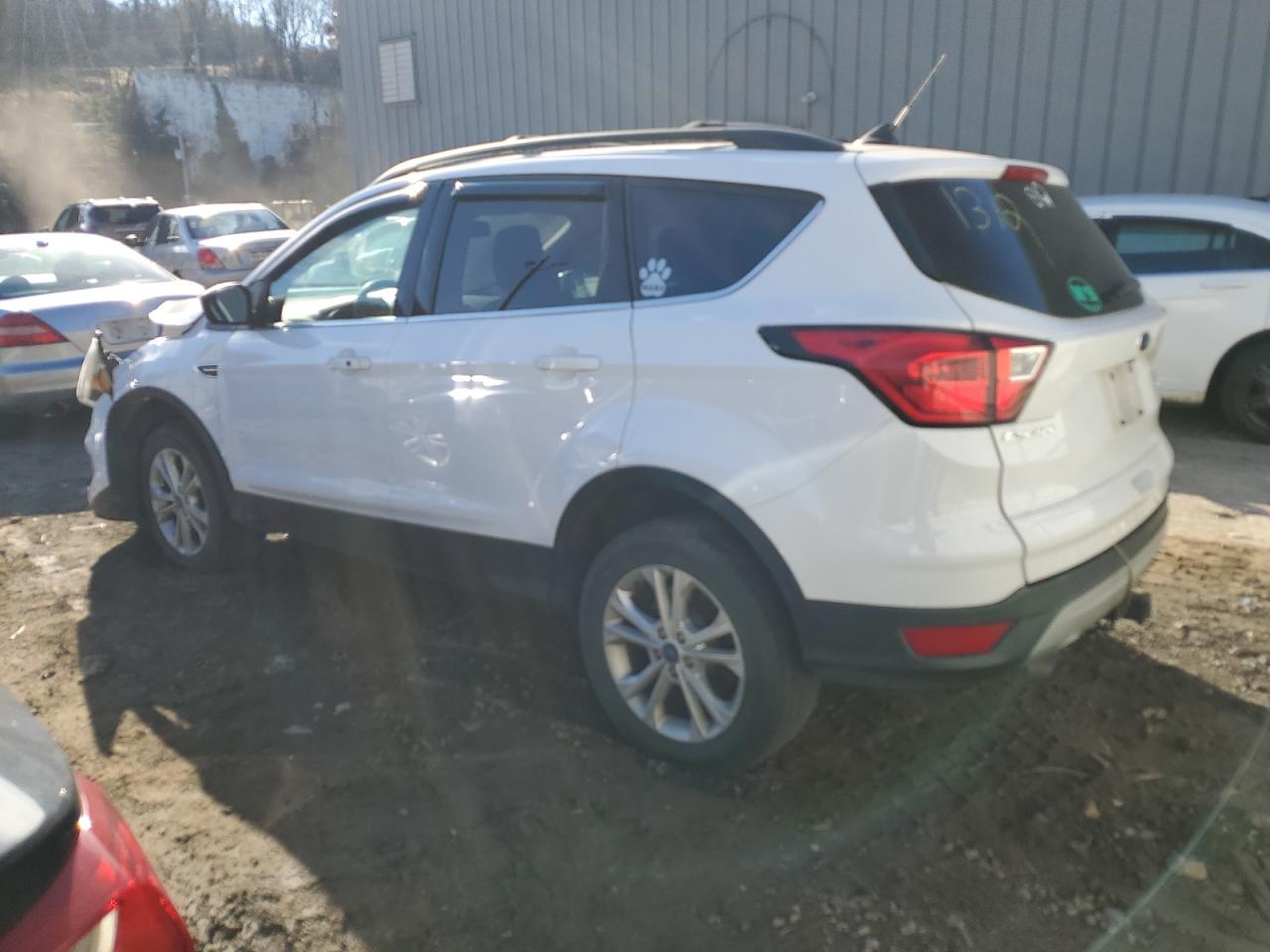 Изображение 2 2019 FORD ESCAPE SE 2019 с VIN 1FMCU9GD7KUB51312