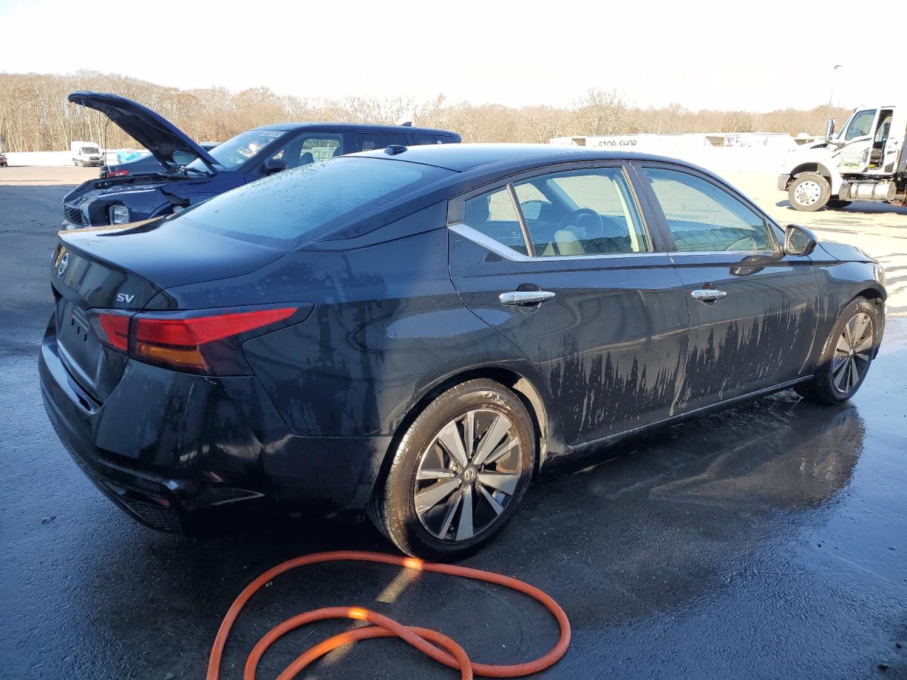 Image 3 of 2021 NISSAN ALTIMA SV 2021 with VIN 1N4BL4DV2MN318987