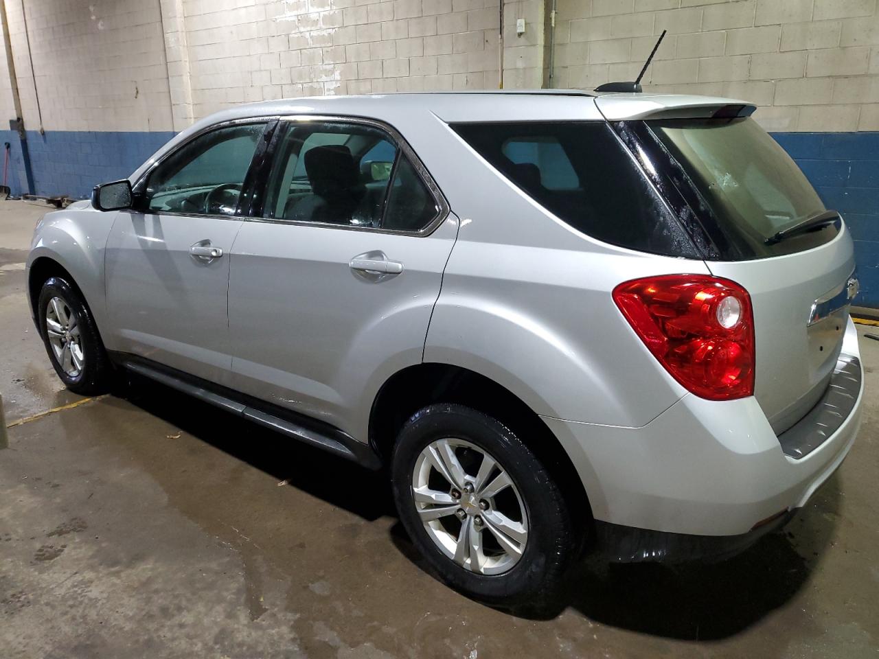 Image 2 of 2015 CHEVROLET EQUINOX LS 2015 with VIN 2GNALAEK1F1100611