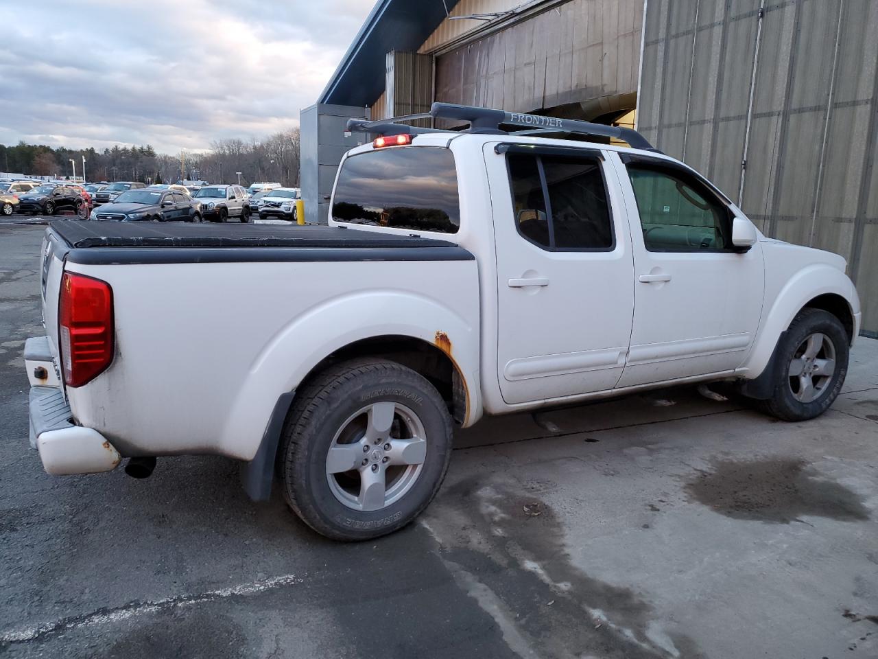 Image 3 of 2007 NISSAN FRONTIER CREW CAB LE 2007 with VIN 1N6AD07W67C428583