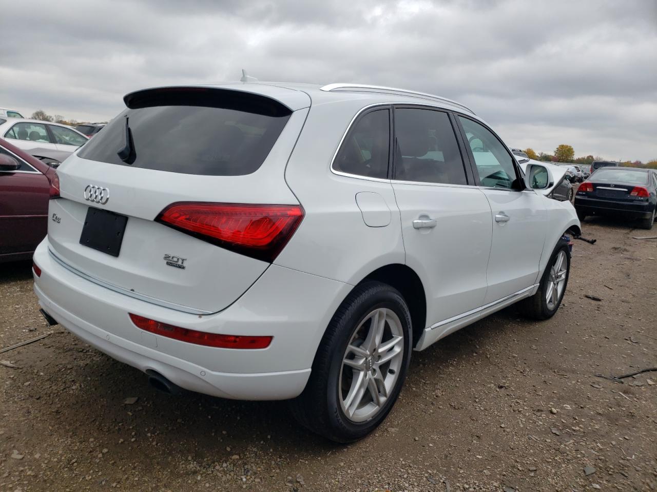 Image 3 of 2015 AUDI Q5 PREMIUM PLUS 2015 with VIN WA1LFAFP7FA127752