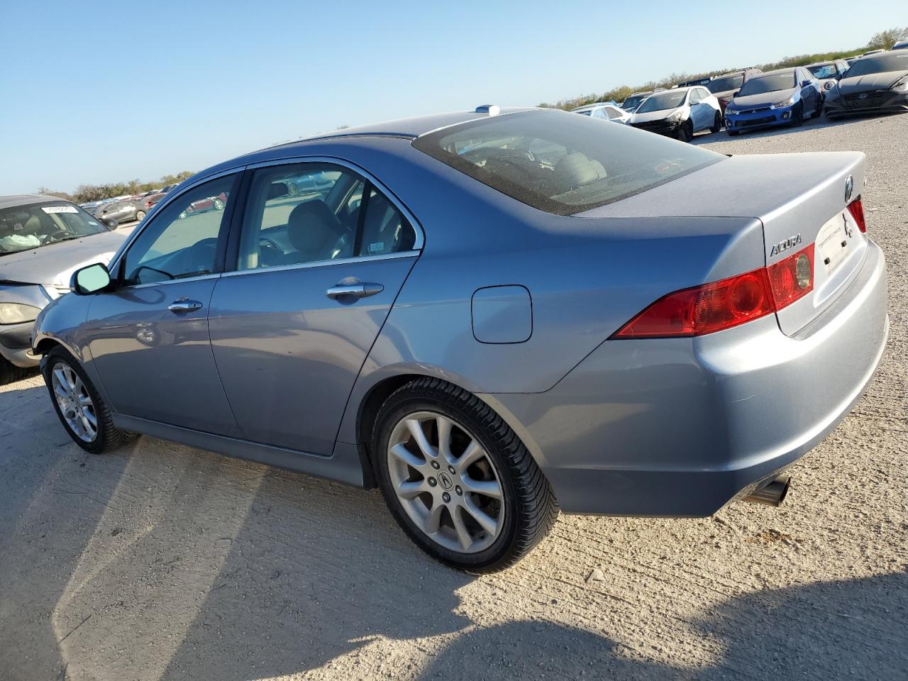 Image 2 of 2006 ACURA TSX  2006 with VIN JH4CL96896C032036