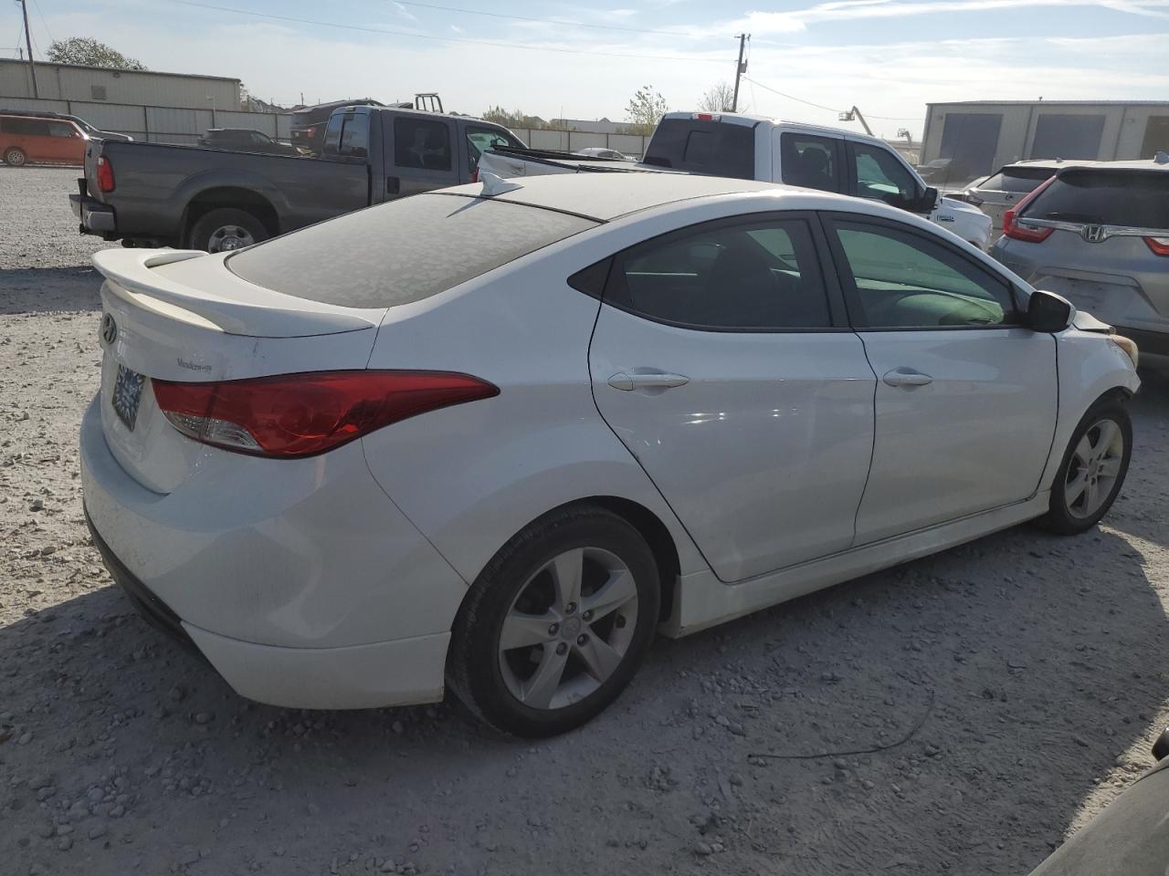 Изображение 3 2013 HYUNDAI ELANTRA GLS 2013 с VIN 5NPDH4AE7DH411884