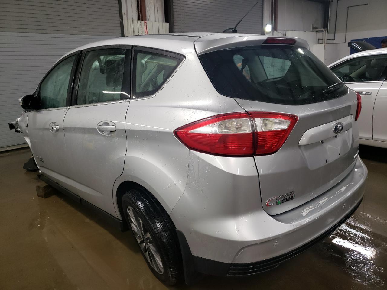 Image 2 of 2017 FORD C-MAX TITANIUM 2017 with VIN 1FADP5FU8HL100061