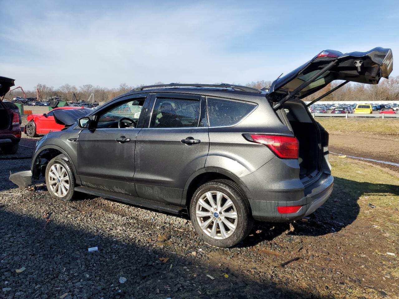 Obraz 2 z 2019 FORD ESCAPE SEL 2019 z VIN 1FMCU9HD8KUA28116