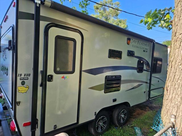 Изображение 3 2015 JAYCO JAYFE16XRB 2015 с VIN 1UJBJHBJ4F1JS0137