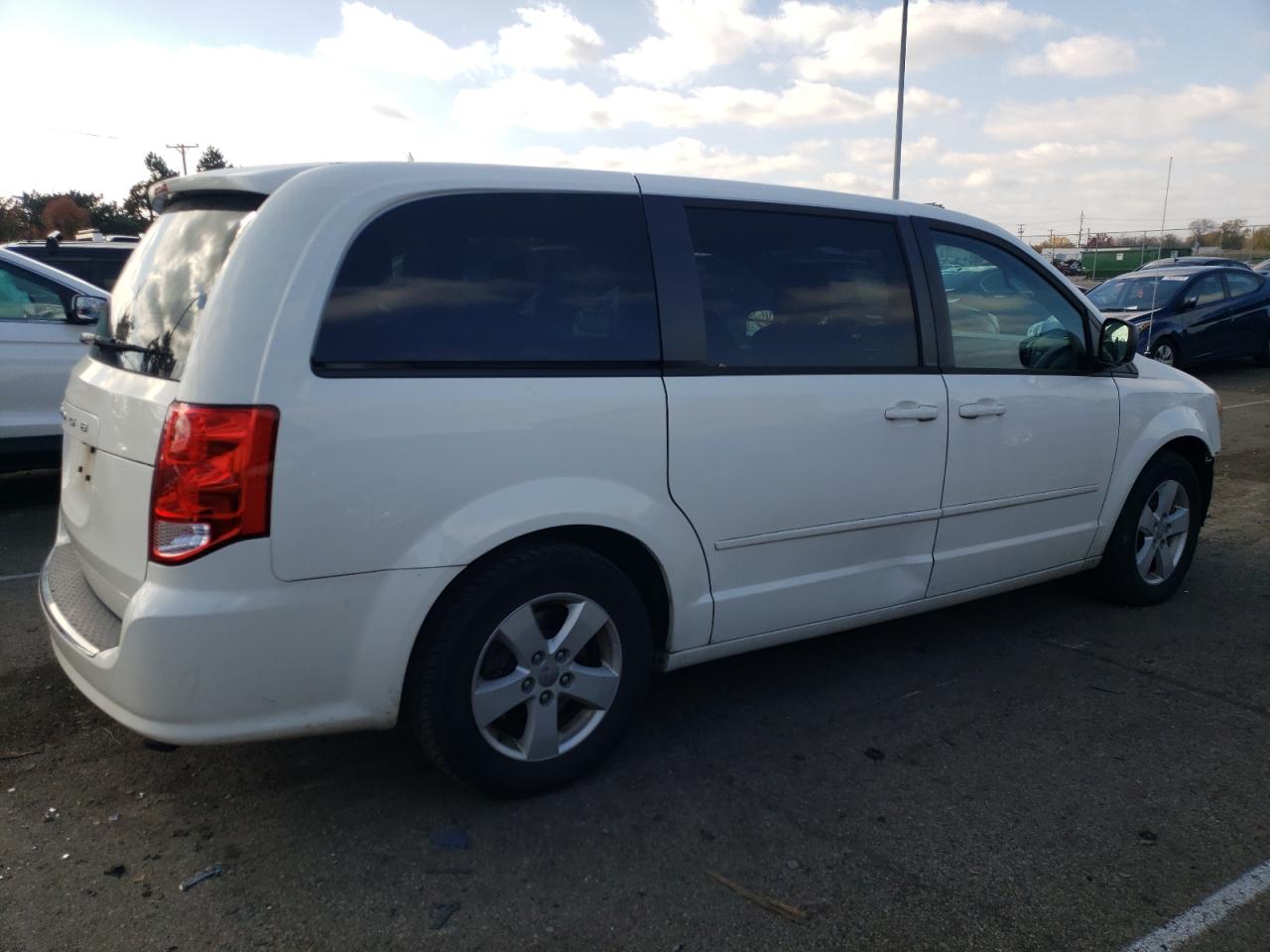 Obraz 3 z 2013 DODGE GRAND CARAVAN SE 2013 z VIN 2C4RDGBG4DR617444