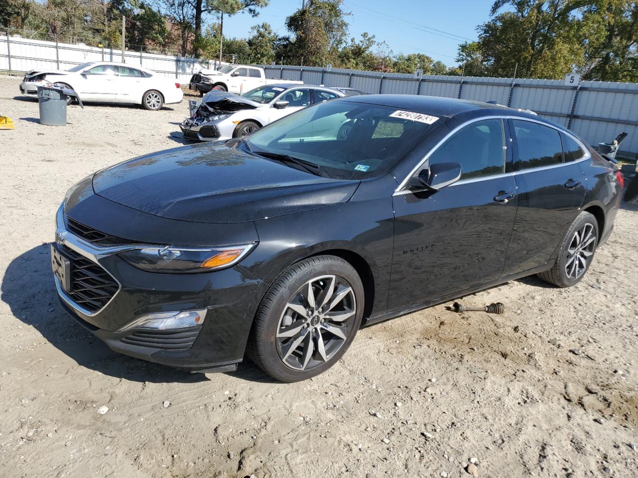 Изображение 1 2022 CHEVROLET MALIBU RS 2022 с VIN 1G1ZG5ST6NF197700