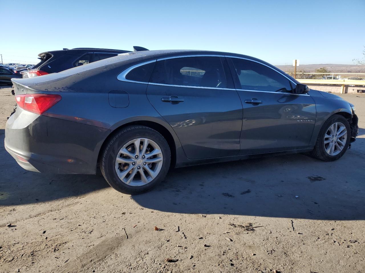 Image 3 of 2018 CHEVROLET MALIBU LT 2018 with VIN 1G1ZD5ST5JF142609