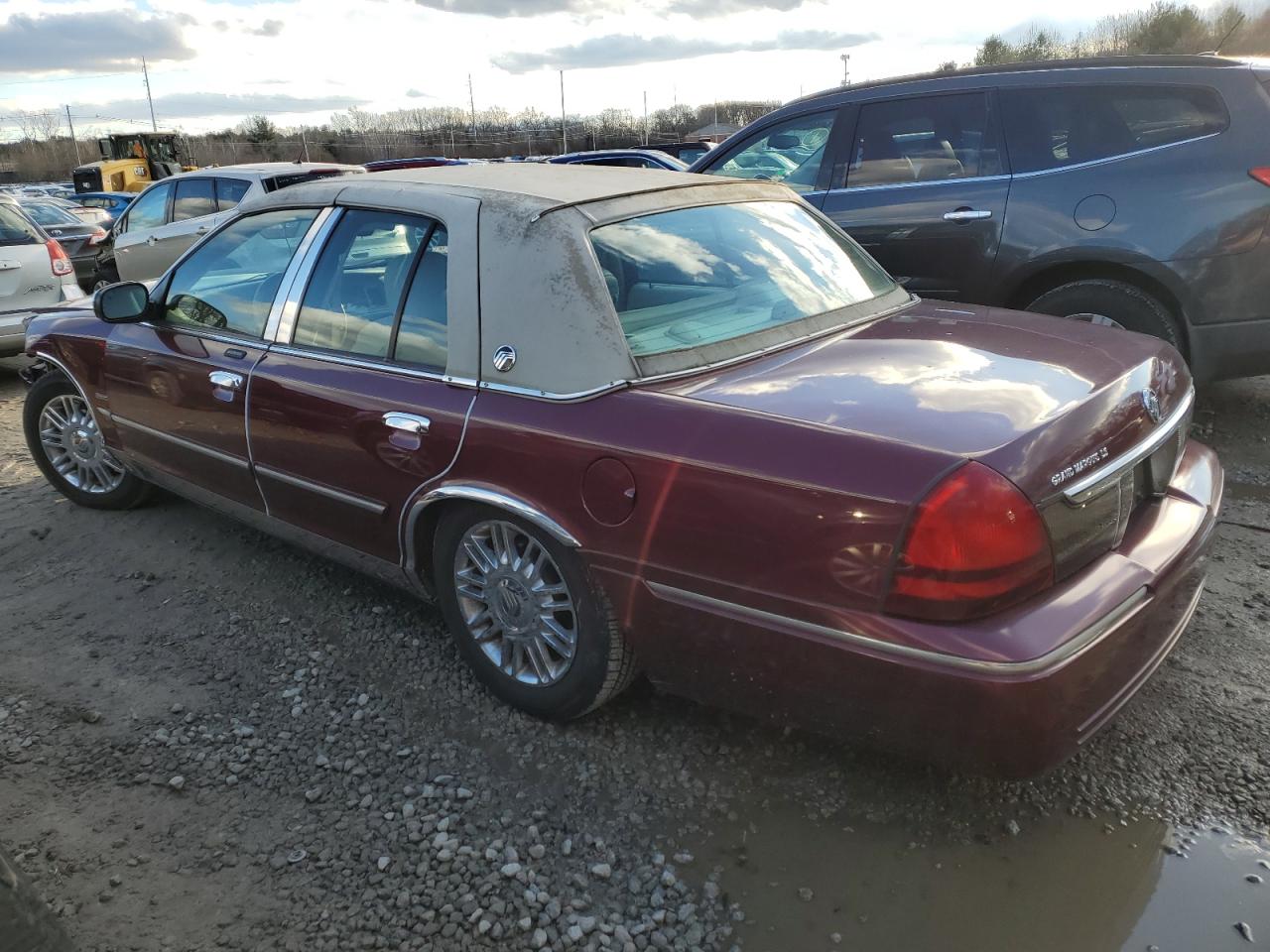 Image 2 of Mercury Grand Marquis Ls 2010 with VIN 2MEBM7FV0AX612323