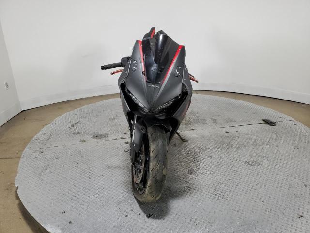 Obraz 2 z 2017 HONDA CBR1000 RA 2017 z VIN JH2SC775XHK000783