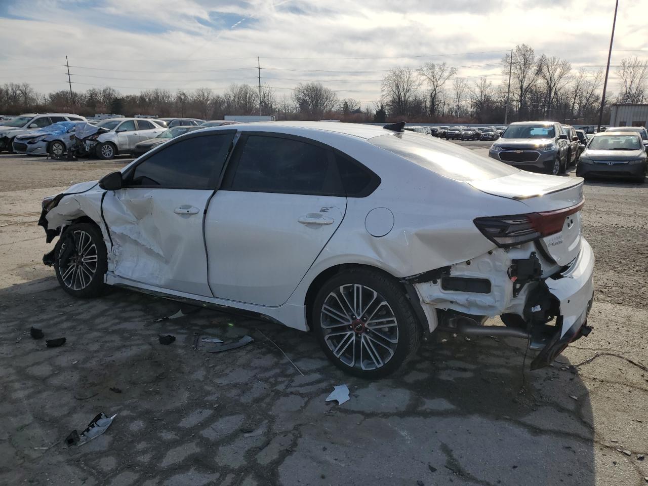 Изображение 2 2023 KIA FORTE GT 2023 с VIN 3KPF44ACXPE603263