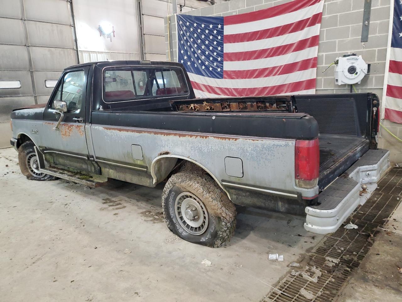 Image 2 of 1988 FORD F150  1988 with VIN 1FTEF14N8JKB64960