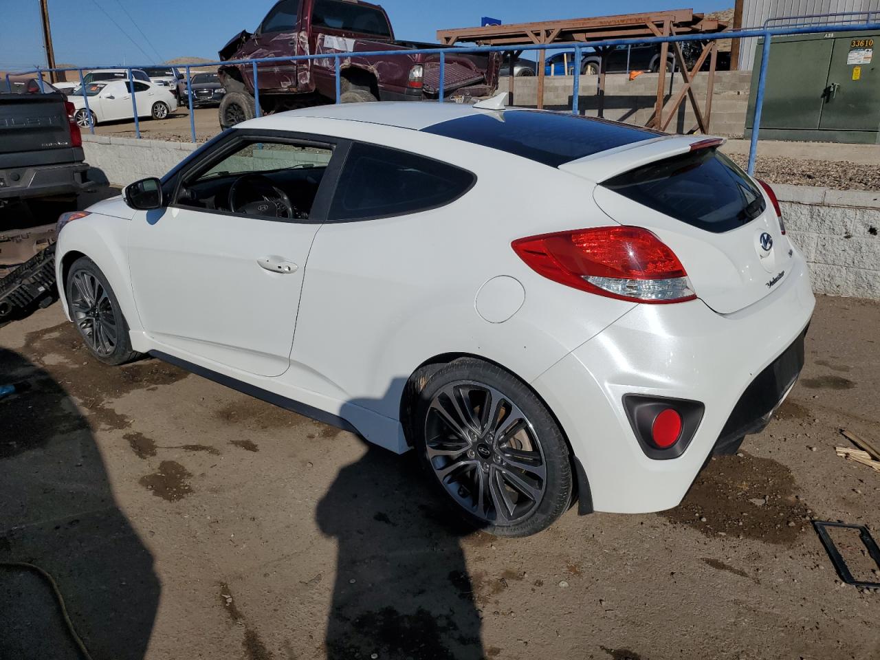 Image 2 of 2016 HYUNDAI VELOSTER TURBO 2016 with VIN KMHTC6AE6GU291717