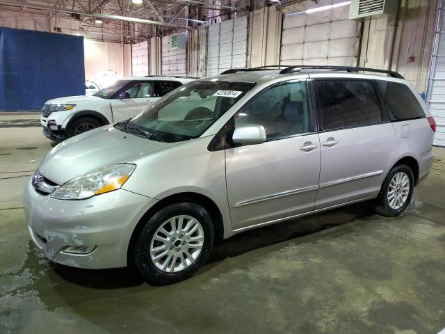 Изображение 1 2010 TOYOTA SIENNA XLE 2010 с VIN 5TDDK4CC5AS030022