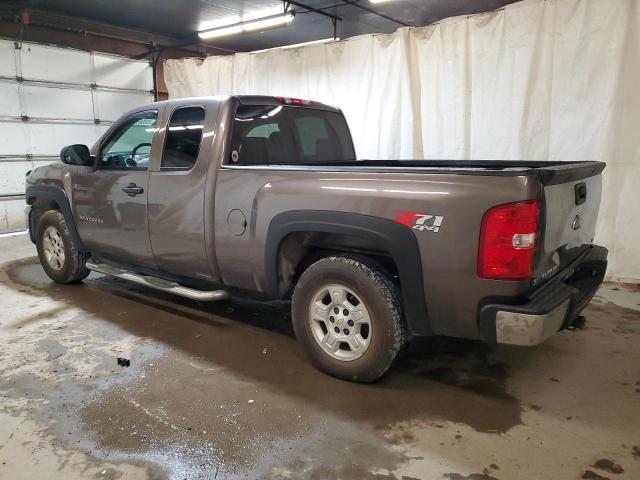 Obraz 2 z 2007 CHEVROLET SILVERADO K1500 2007 z VIN 2GCEK19J271610742