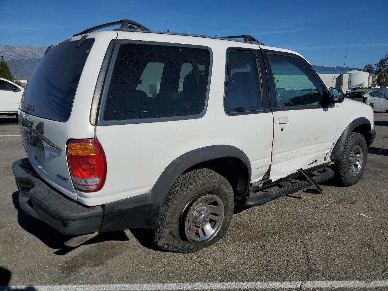 Obraz 3 z 1999 FORD EXPLORER  1999 z VIN 1FMYU22E5XUC61036