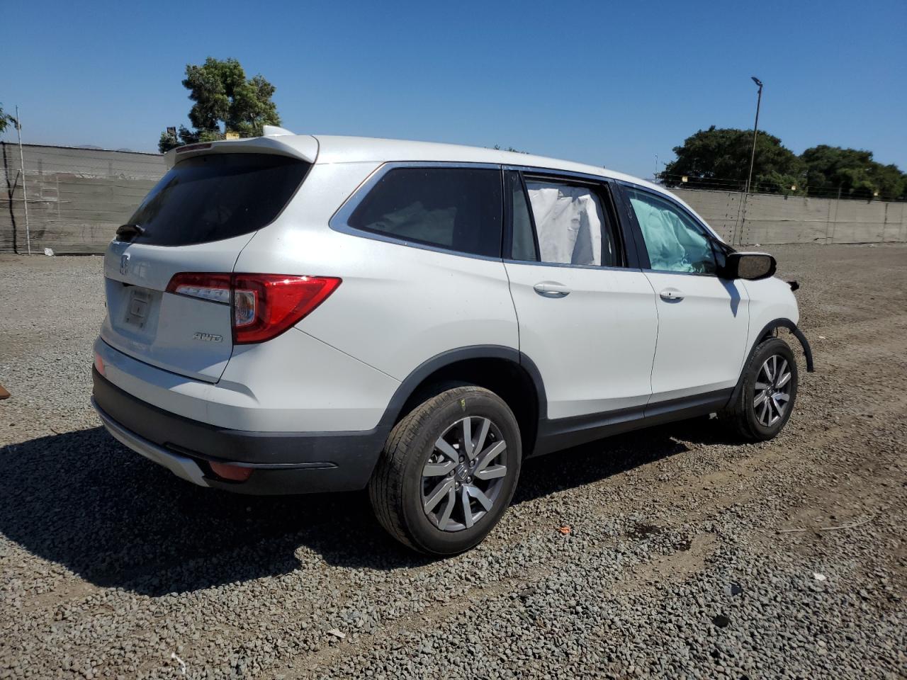 Изображение 3 2021 HONDA PILOT EX 2021 с VIN 5FNYF6H37MB075529