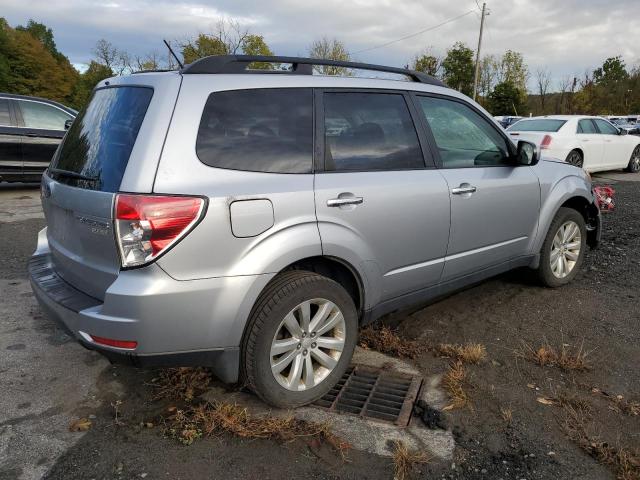 Image 3 of 2013 SUBARU FORESTER 2.5X PREMIUM 2013 with VIN JF2SHADC9DH437483