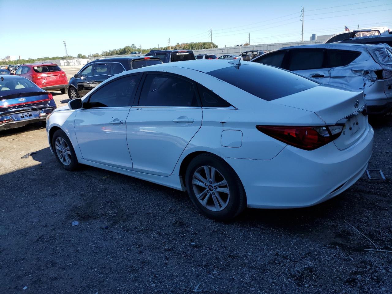 Image 2 of 2011 HYUNDAI SONATA GLS 2011 with VIN 5NPEB4AC1BH024068