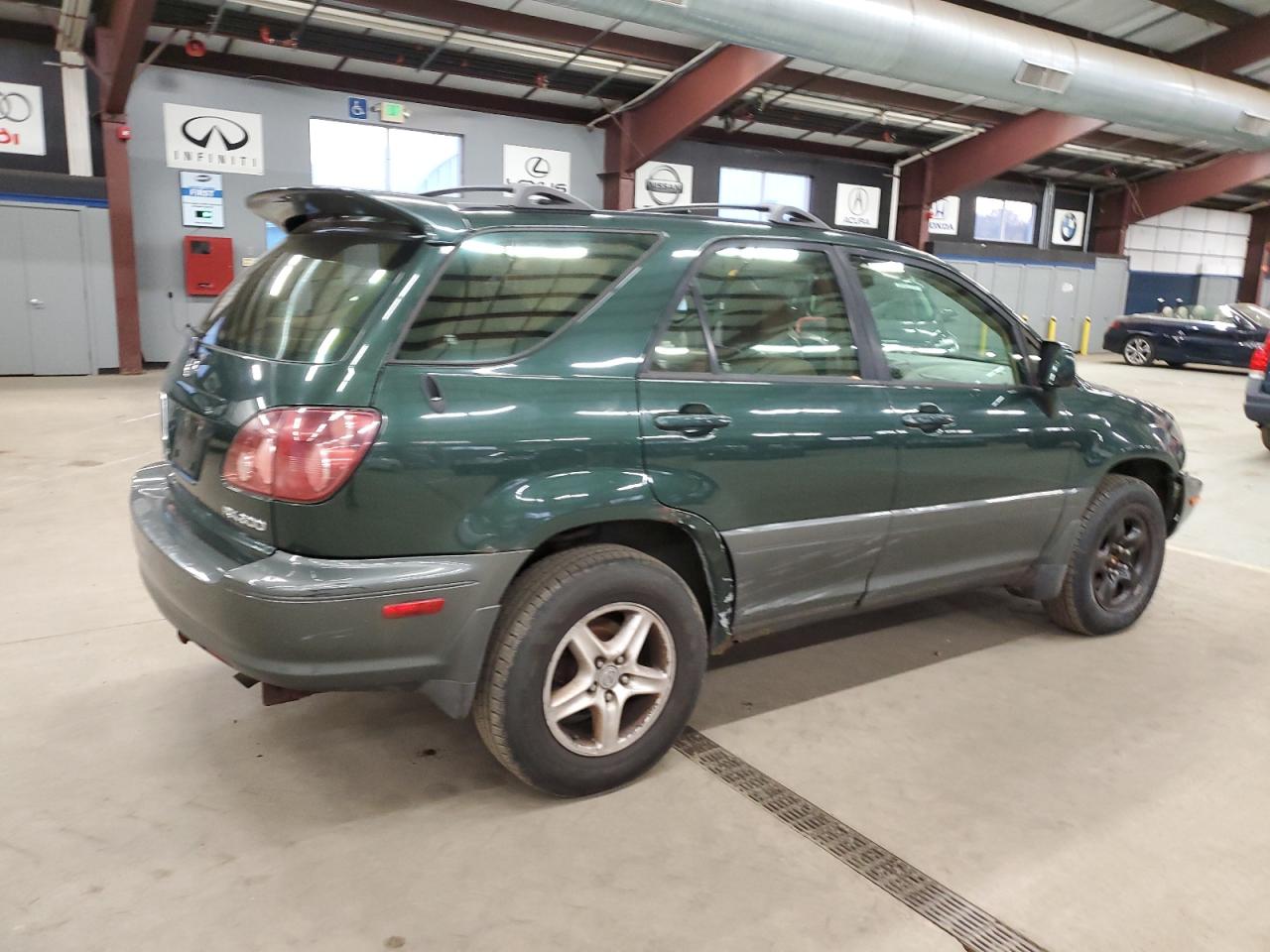 Image 3 of 2000 LEXUS RX 300 2000 with VIN JT6HF10U5Y0152174