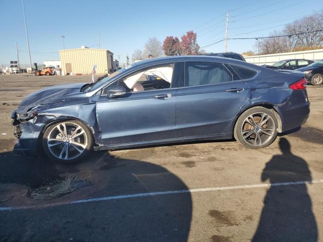 Изображение 1 2019 FORD FUSION TITANIUM 2019 с VIN 3FA6P0D99KR104994