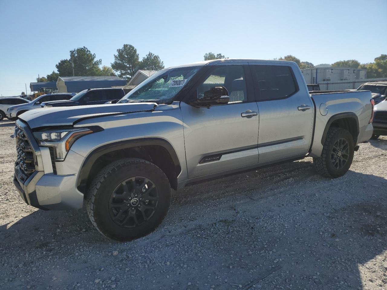 Изображение 1 2023 TOYOTA TUNDRA CREWMAX PLATINUM 2023 с VIN 5TFNA5DBXPX094773