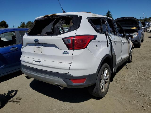 Obraz 3 z 2019 FORD ESCAPE SE 2019 z VIN 1FMCU9GD5KUB29177