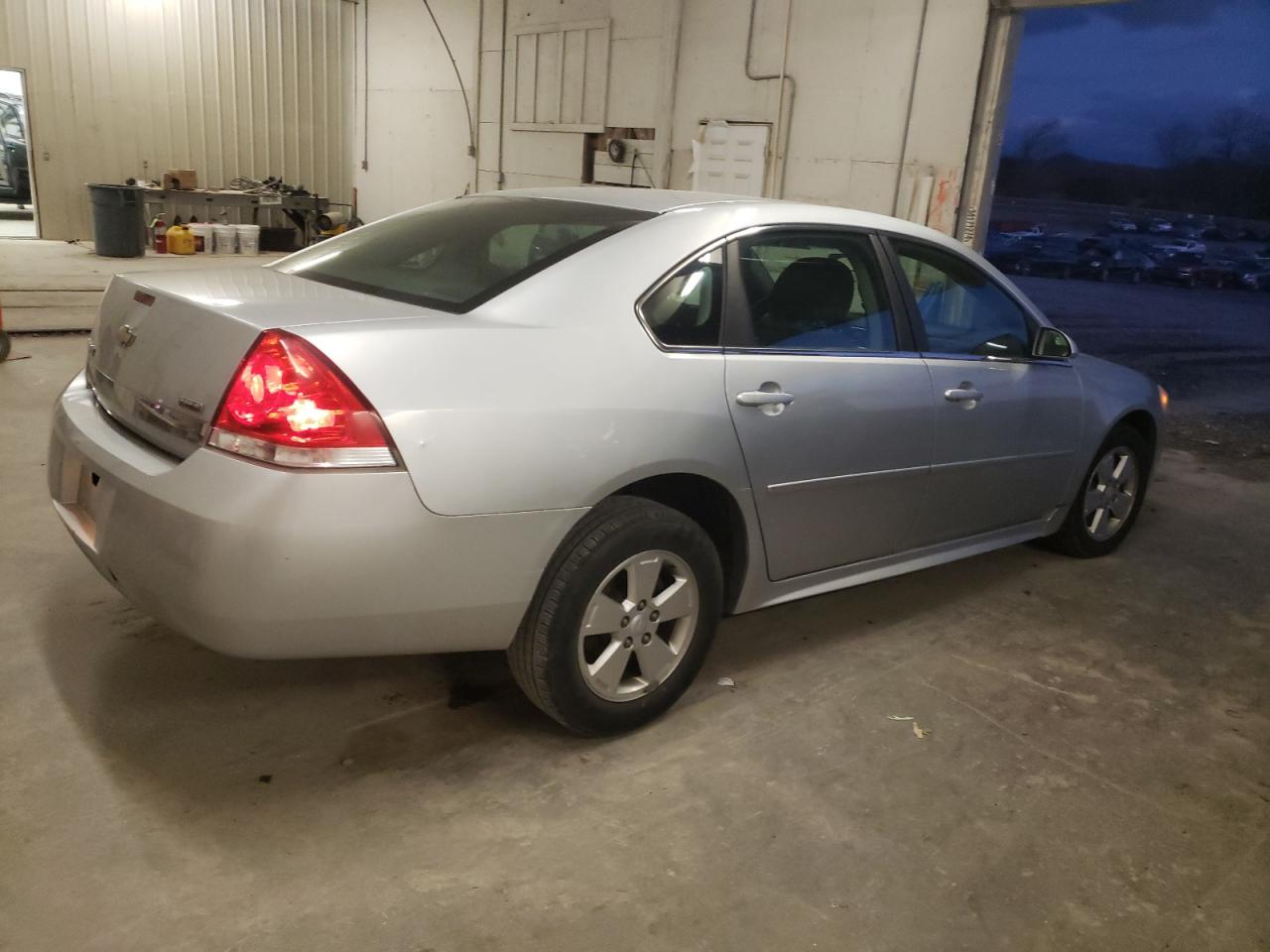 Изображение 3 2010 CHEVROLET IMPALA LT 2010 с VIN 2G1WB5EK0A1238084
