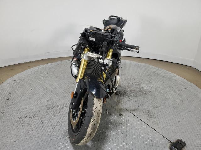 Obraz 2 z 2024 SUZUKI GSX-R750  2024 z VIN JS1GR7MA4R7100214